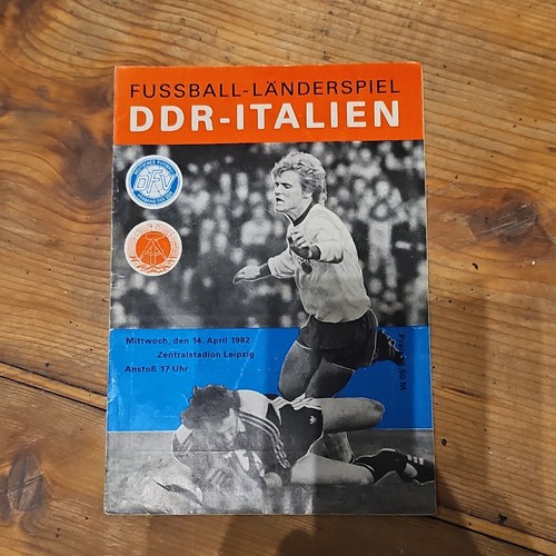 Fußballprogramm ddr vs - fußballprogramm:,