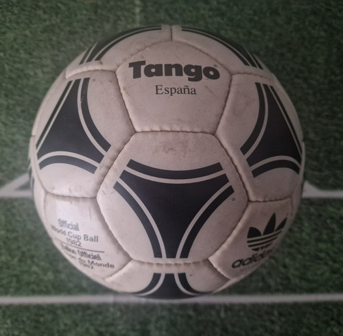Adidas tango espana 1982 - adidas,